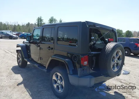 2018 Jeep Wrangler Jk Unlimited Sahara из США, поврежденный, VIN 1C4BJWEG8JL914415